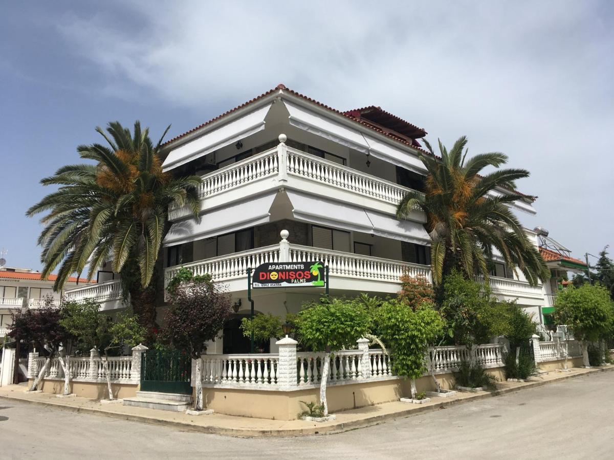 Dionisos Palms Apartments Paralia Dionysiou Buitenkant foto