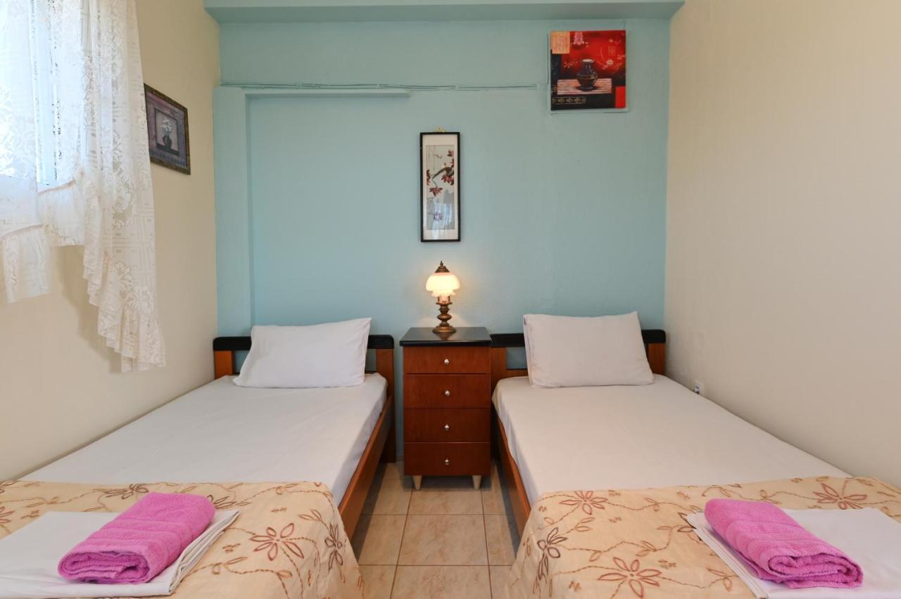 Dionisos Palms Apartments Paralia Dionysiou Buitenkant foto
